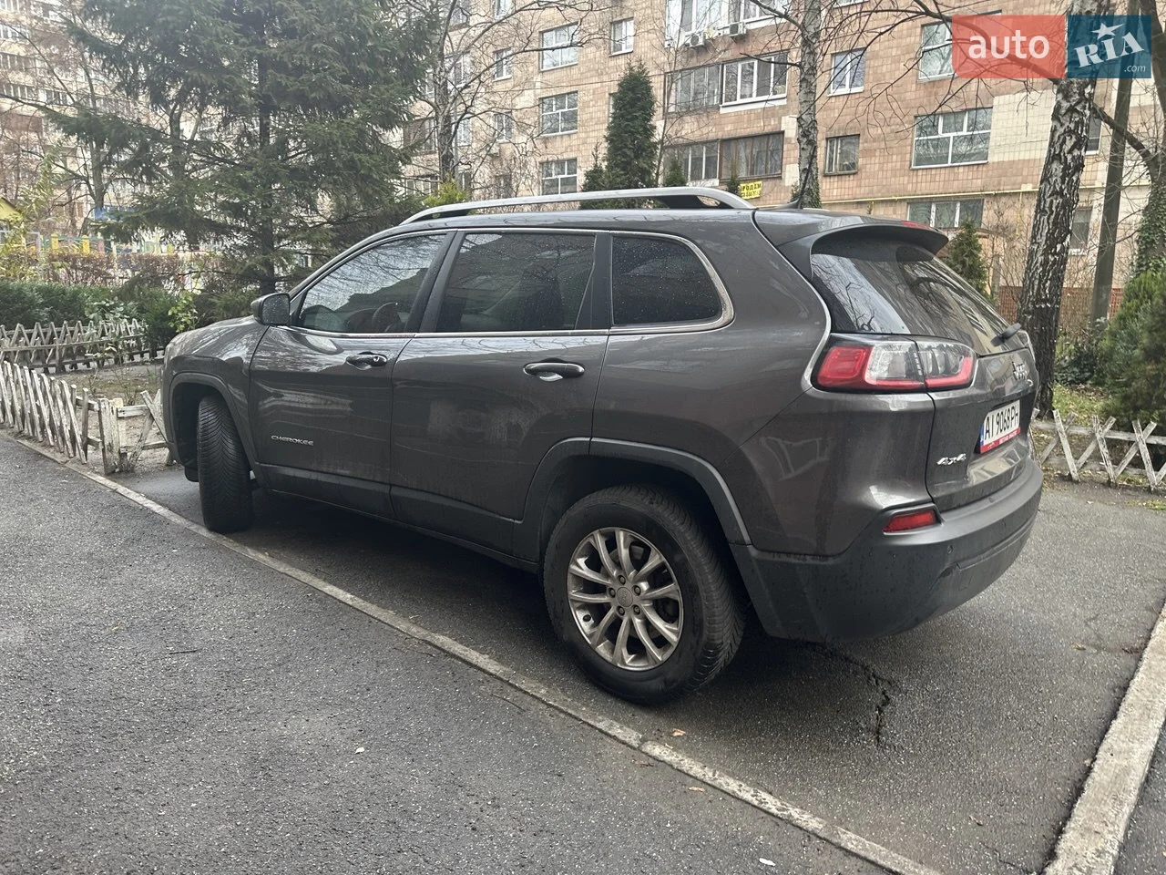 2019 Jeep Cherokee - мініатюра 22