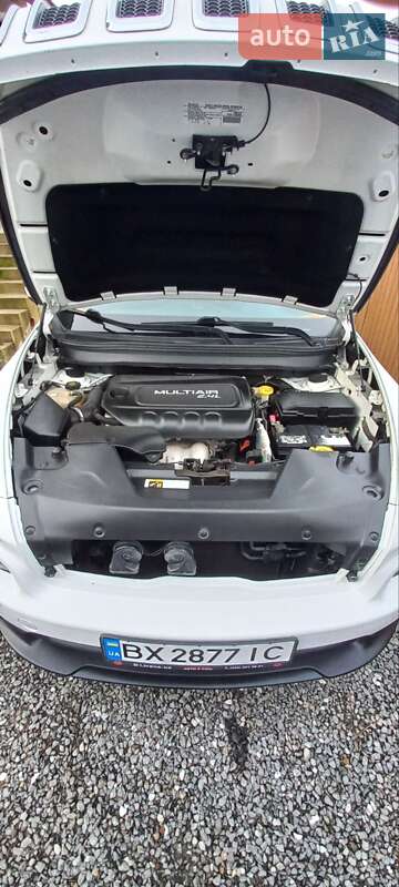 Внедорожник / Кроссовер Jeep Cherokee 2015 в Хмельницком фото 17 Внедорожник / Кроссовер Jeep Cherokee 2015 в Хмельницком