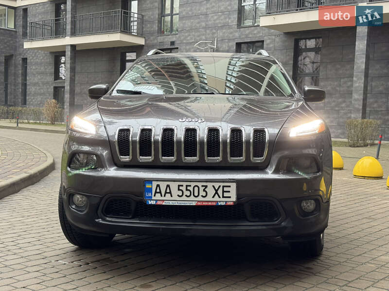 Позашляховик / Кросовер Jeep Cherokee 2017 в Броварах фото 8 Позашляховик / Кросовер Jeep Cherokee 2017 в Броварах