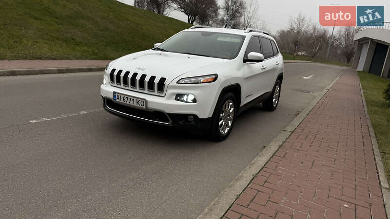 Позашляховик / Кросовер Jeep Cherokee 2015 в Києві