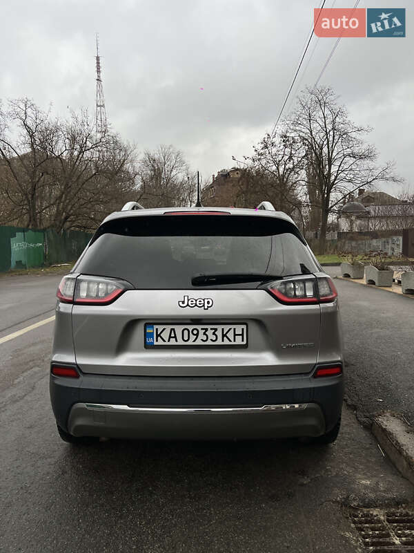 Позашляховик / Кросовер Jeep Cherokee 2018 в Києві
