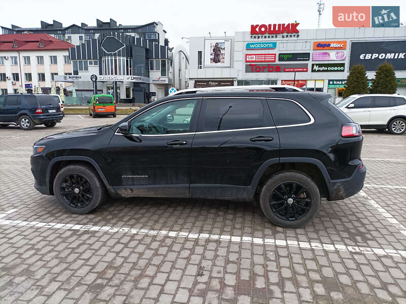 Позашляховик / Кросовер Jeep Cherokee 2018 в Львові
