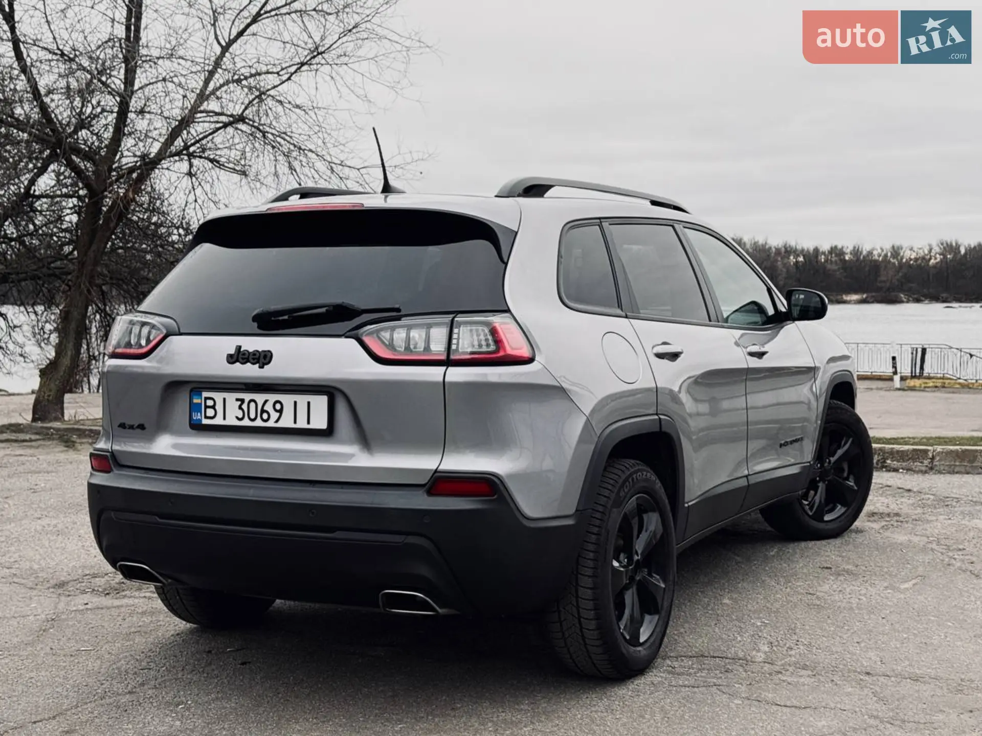 2019 Jeep Cherokee - мініатюра 9