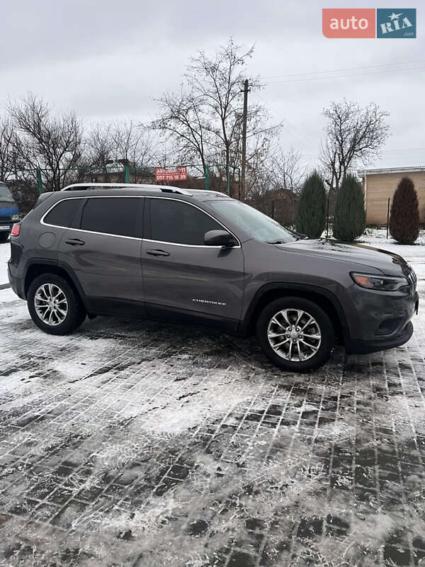 Позашляховик / Кросовер Jeep Cherokee 2018 в Миронівці