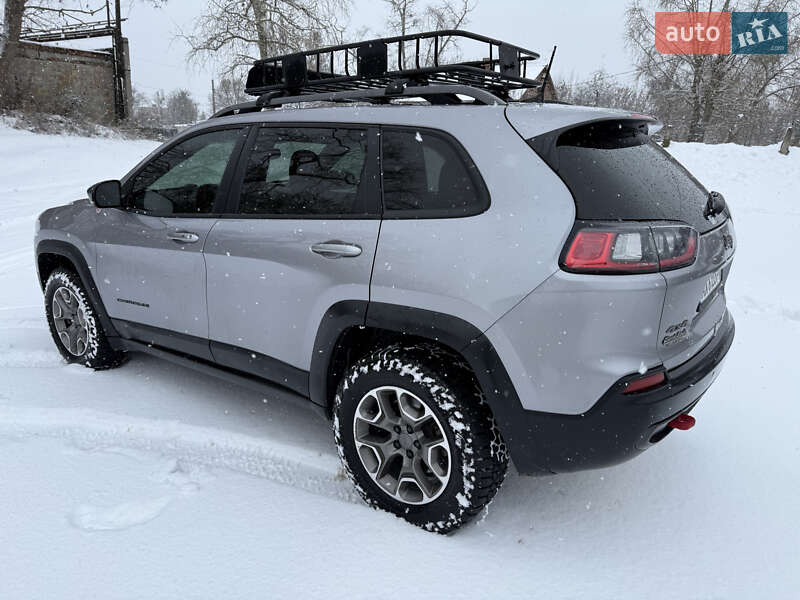Внедорожник / Кроссовер Jeep Cherokee 2019 в Харькове фото 6 Внедорожник / Кроссовер Jeep Cherokee 2019 в Харькове