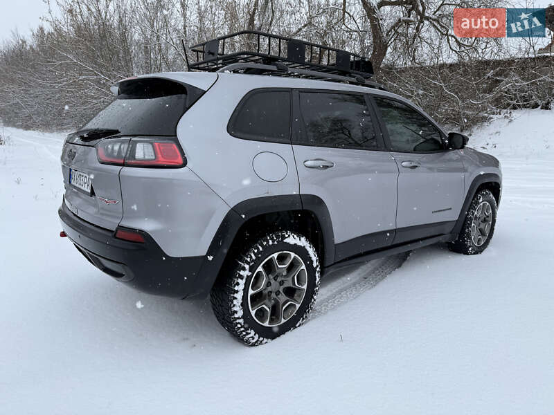 Внедорожник / Кроссовер Jeep Cherokee 2019 в Харькове фото 11 Внедорожник / Кроссовер Jeep Cherokee 2019 в Харькове
