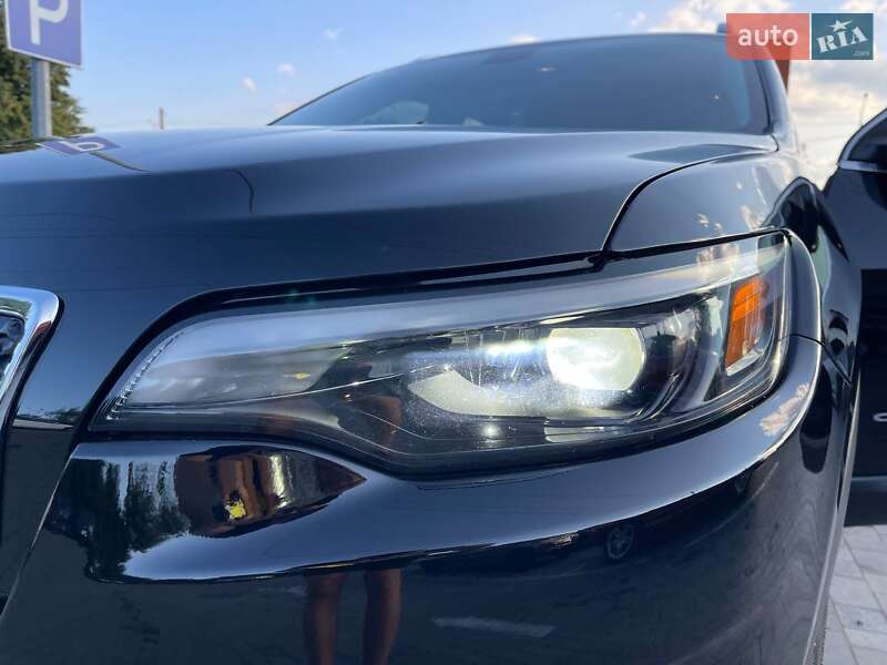 Позашляховик / Кросовер Jeep Cherokee 2018 в Львові