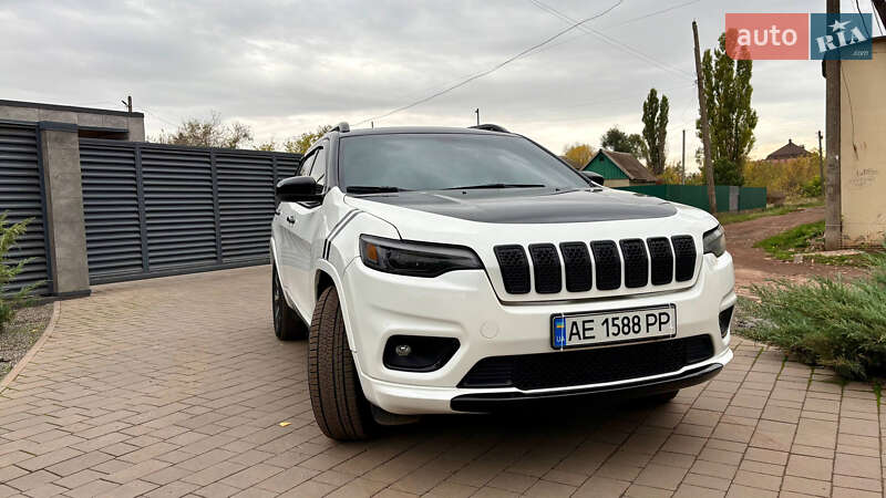 Позашляховик / Кросовер Jeep Cherokee 2019 в Кривому Розі фото Позашляховик / Кросовер Jeep Cherokee 2019 в Кривому Розі