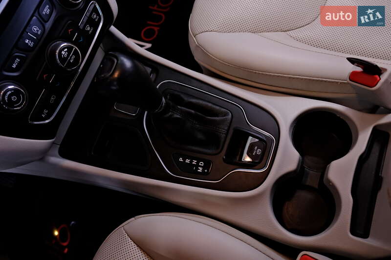 Внедорожник / Кроссовер Jeep Cherokee 2022 в Одессе