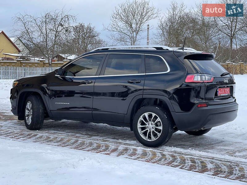 Позашляховик / Кросовер Jeep Cherokee 2019 в Львові