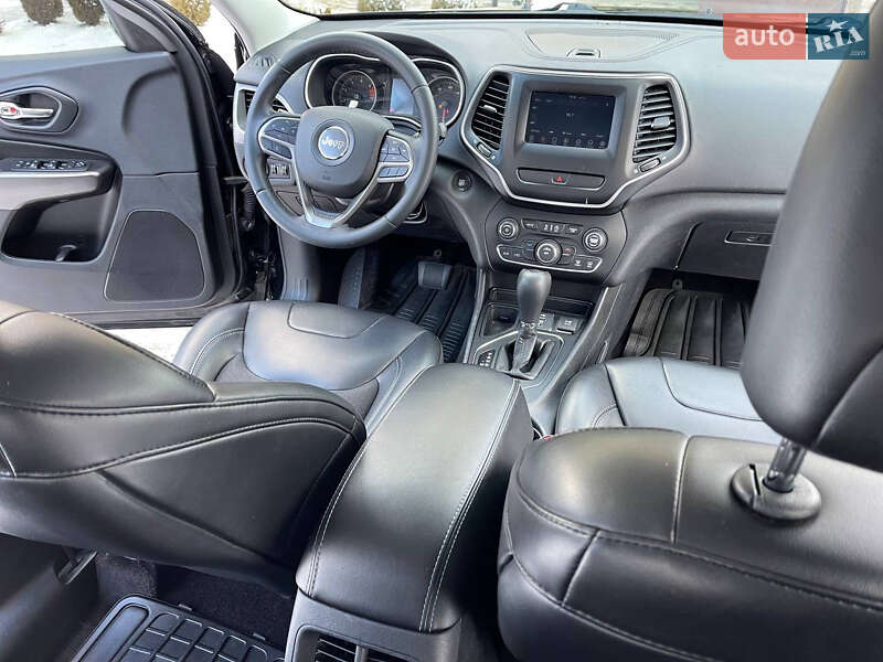 Позашляховик / Кросовер Jeep Cherokee 2019 в Львові