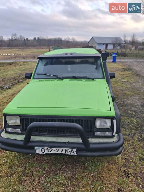 Позашляховик / Кросовер Jeep Cherokee 1995 в Пустомитах фото 2 Позашляховик / Кросовер Jeep Cherokee 1995 в Пустомитах