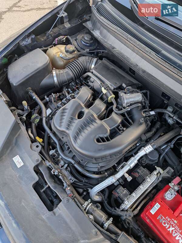 Позашляховик / Кросовер Jeep Cherokee 2014 в Ужгороді