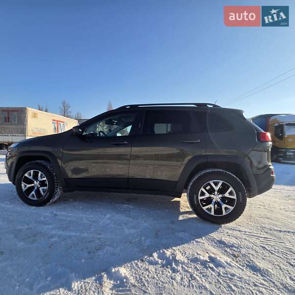 Позашляховик / Кросовер Jeep Cherokee 2014 в Чернігові
