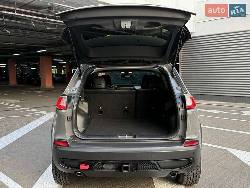 Позашляховик / Кросовер Jeep Cherokee 2022 в Києві