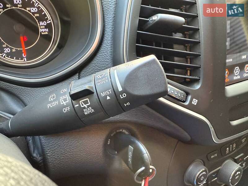 Позашляховик / Кросовер Jeep Cherokee 2022 в Києві