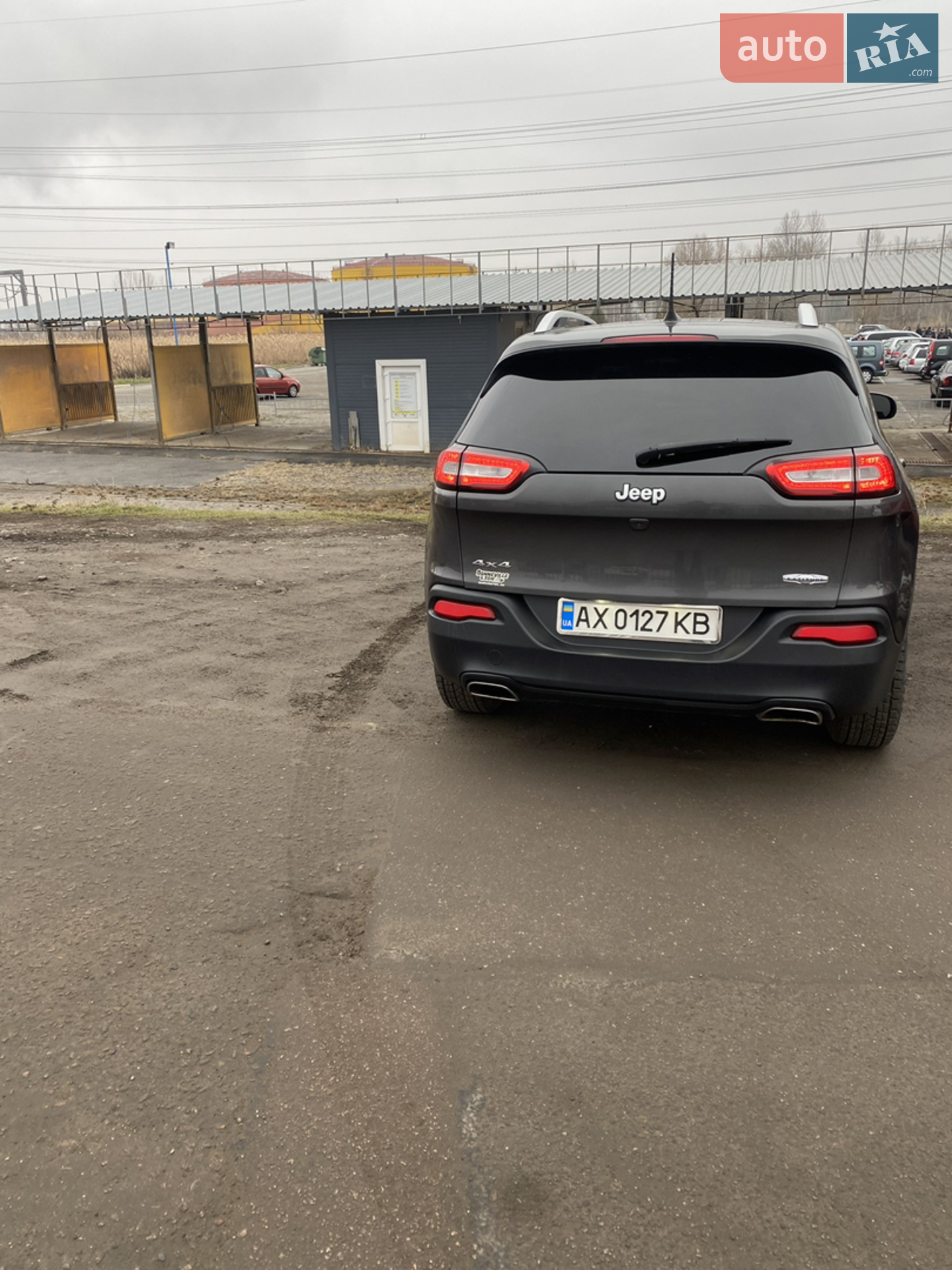 2016 Jeep Cherokee - мініатюра 3