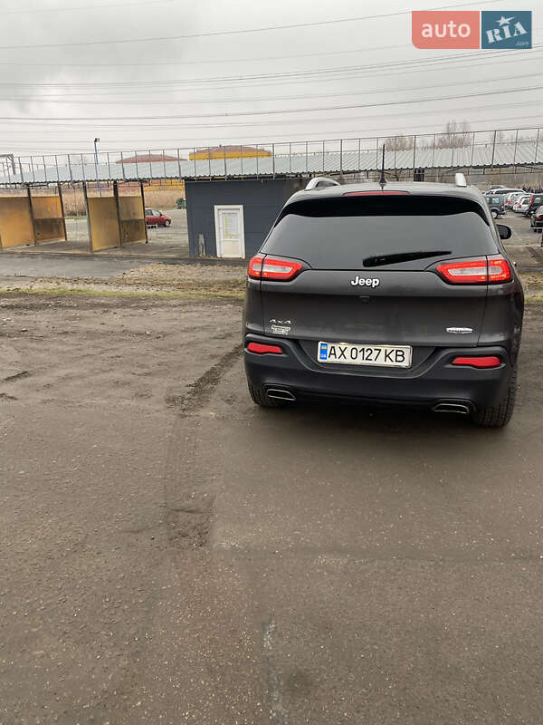Внедорожник / Кроссовер Jeep Cherokee 2016 в Харькове фото 3 Внедорожник / Кроссовер Jeep Cherokee 2016 в Харькове