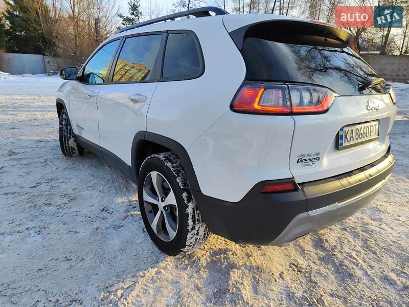 Позашляховик / Кросовер Jeep Cherokee 2022 в Києві