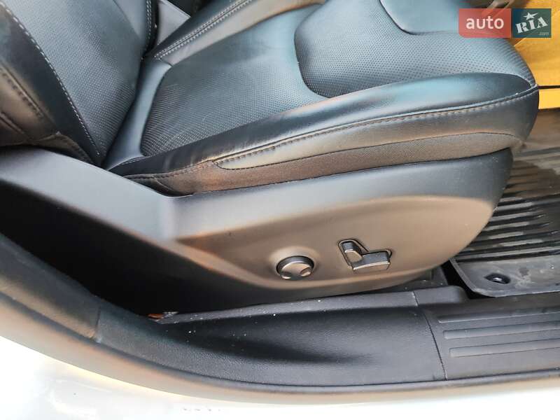 Позашляховик / Кросовер Jeep Cherokee 2022 в Києві