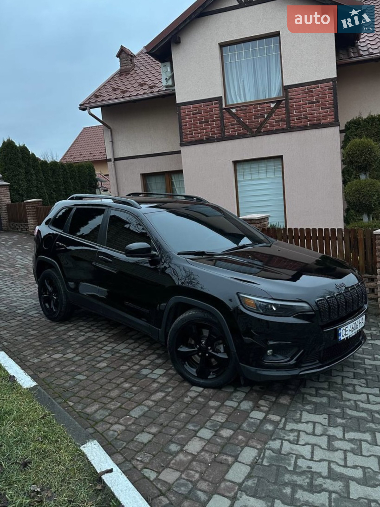 2019 Jeep Cherokee - мініатюра 2