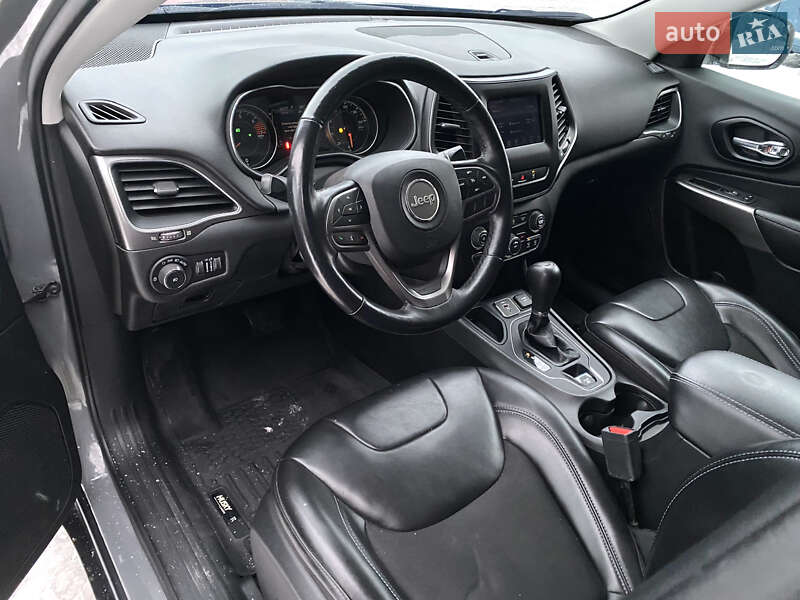 Внедорожник / Кроссовер Jeep Cherokee 2020 в Киеве фото 19 Внедорожник / Кроссовер Jeep Cherokee 2020 в Киеве