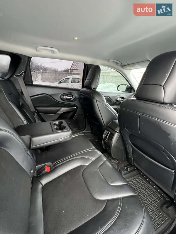 Внедорожник / Кроссовер Jeep Cherokee 2018 в Белой Церкви