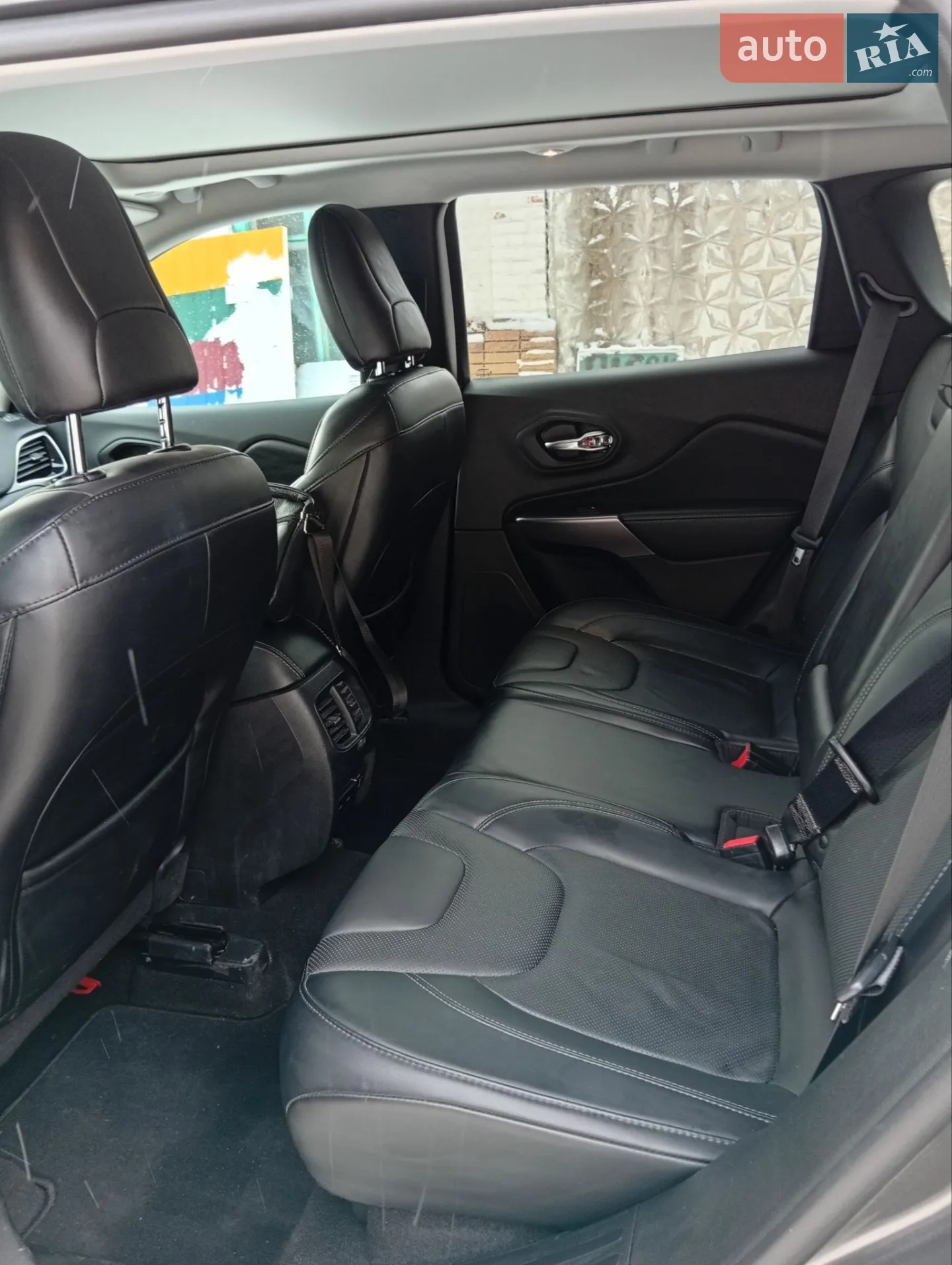 2019 Jeep Cherokee - мініатюра 12