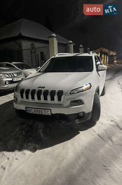 Внедорожник / Кроссовер Jeep Cherokee 2016 в Львове