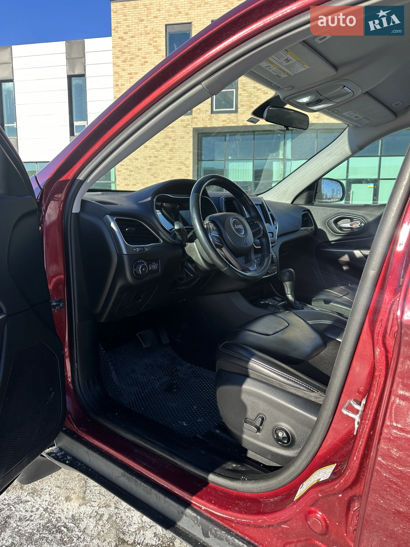 2018 Jeep Cherokee - мініатюра 23