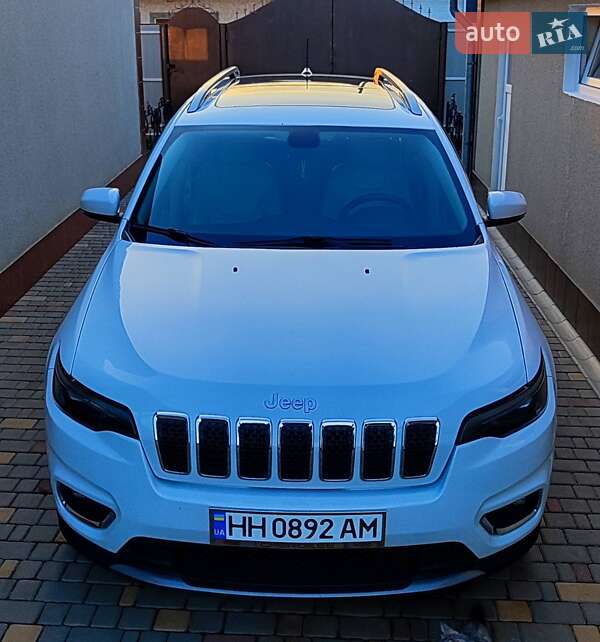 Внедорожник / Кроссовер Jeep Cherokee 2019 в Измаиле