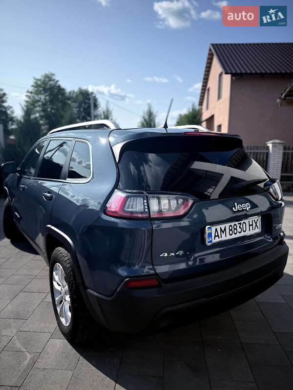 Внедорожник / Кроссовер Jeep Cherokee 2019 в Житомире