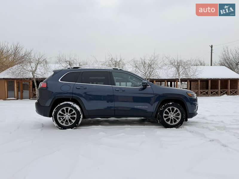 Внедорожник / Кроссовер Jeep Cherokee 2019 в Василькове