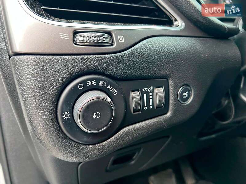 Внедорожник / Кроссовер Jeep Cherokee 2020 в Львове фото 21 Внедорожник / Кроссовер Jeep Cherokee 2020 в Львове