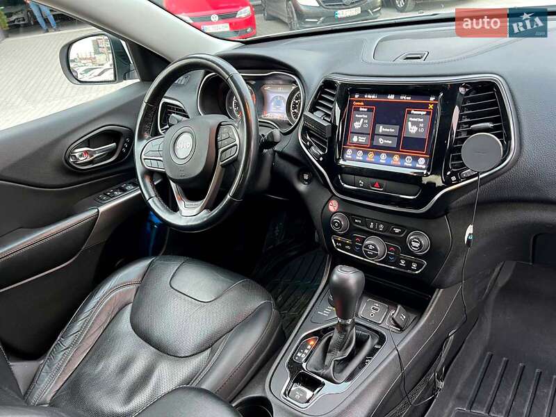 Внедорожник / Кроссовер Jeep Cherokee 2020 в Львове фото 44 Внедорожник / Кроссовер Jeep Cherokee 2020 в Львове