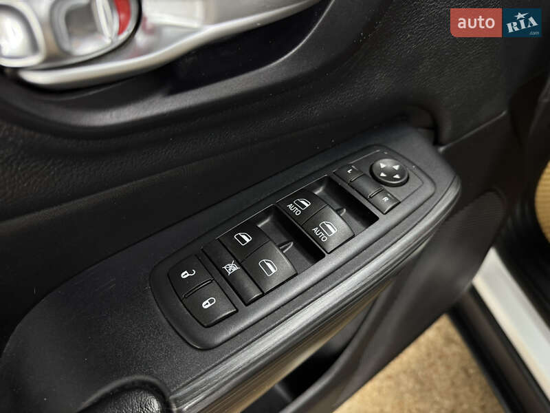 Внедорожник / Кроссовер Jeep Cherokee 2016 в Сумах фото 21 Внедорожник / Кроссовер Jeep Cherokee 2016 в Сумах