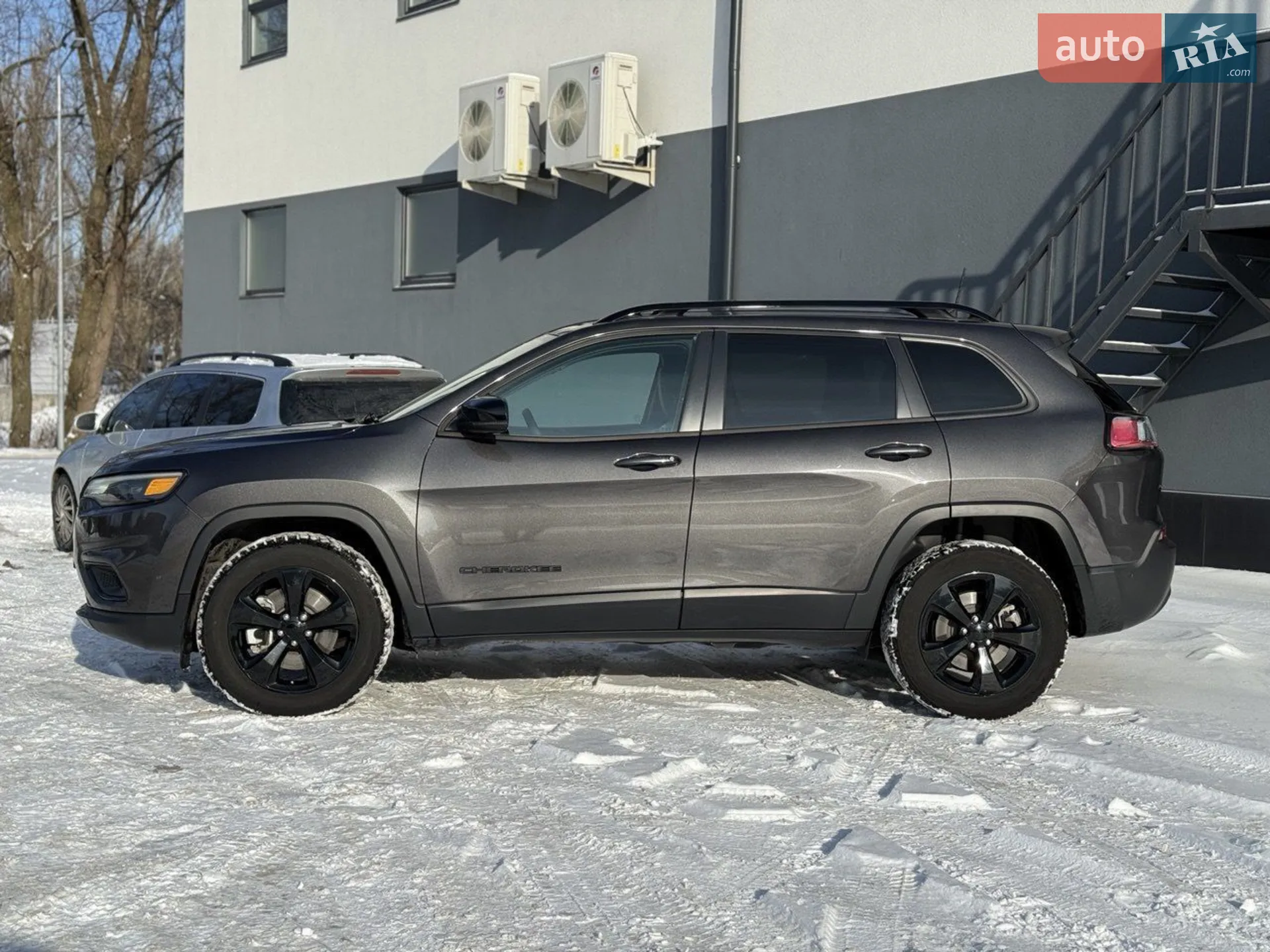 2022 Jeep Cherokee - мініатюра 41