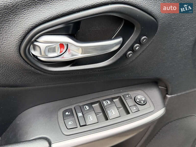 Внедорожник / Кроссовер Jeep Cherokee 2021 в Львове фото 15 Внедорожник / Кроссовер Jeep Cherokee 2021 в Львове