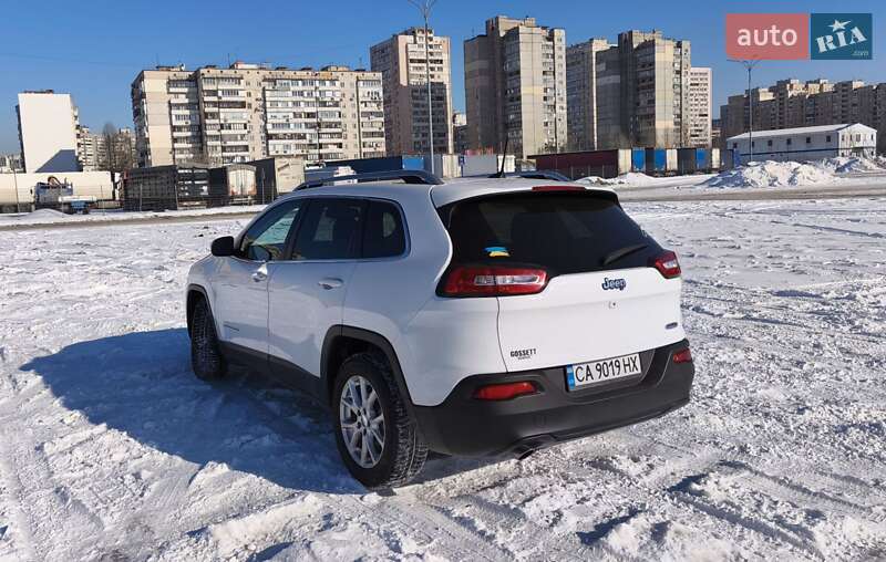 Позашляховик / Кросовер Jeep Cherokee 2015 в Києві фото 7 Позашляховик / Кросовер Jeep Cherokee 2015 в Києві