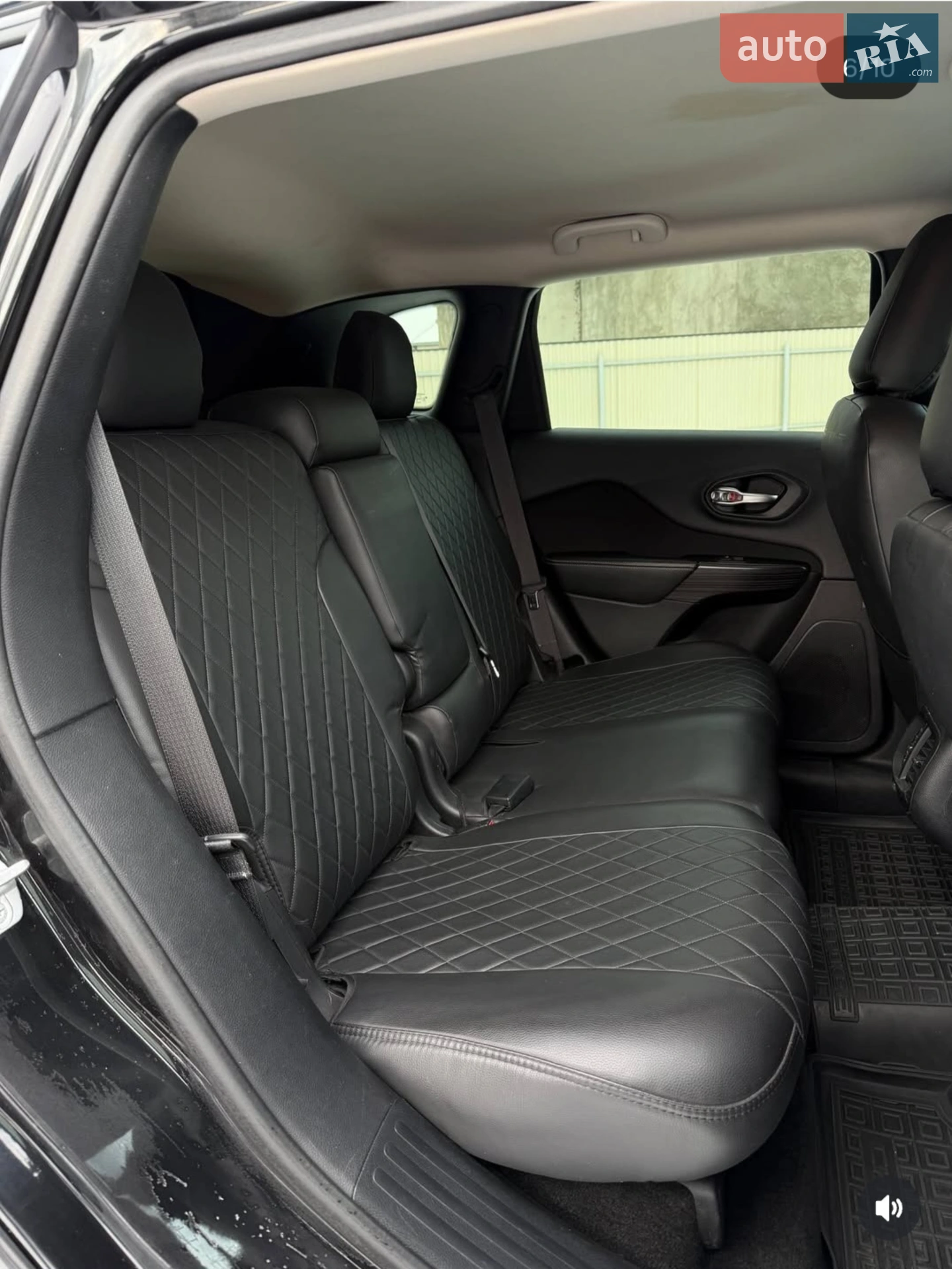 2013 Jeep Cherokee - мініатюра 30