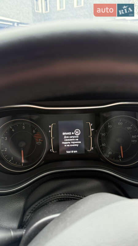 Позашляховик / Кросовер Jeep Cherokee 2020 в Києві