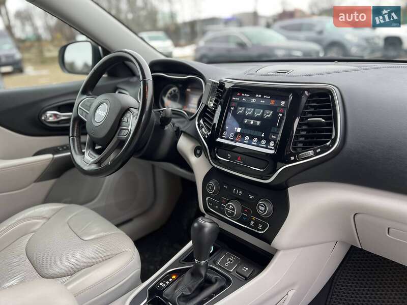 Внедорожник / Кроссовер Jeep Cherokee 2020 в Стрые