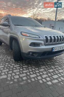Внедорожник / Кроссовер Jeep Cherokee 2015 в Кропивницком