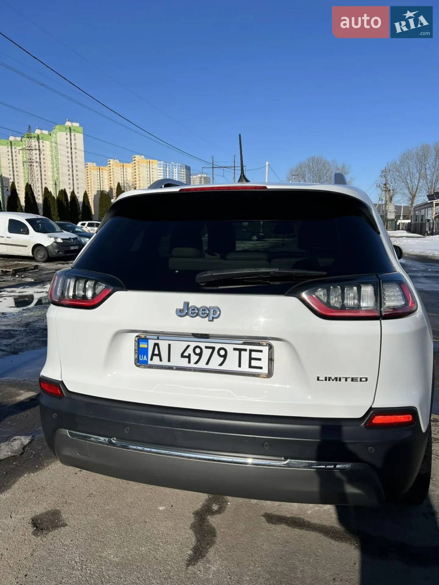 2019 Jeep Cherokee - мініатюра 6