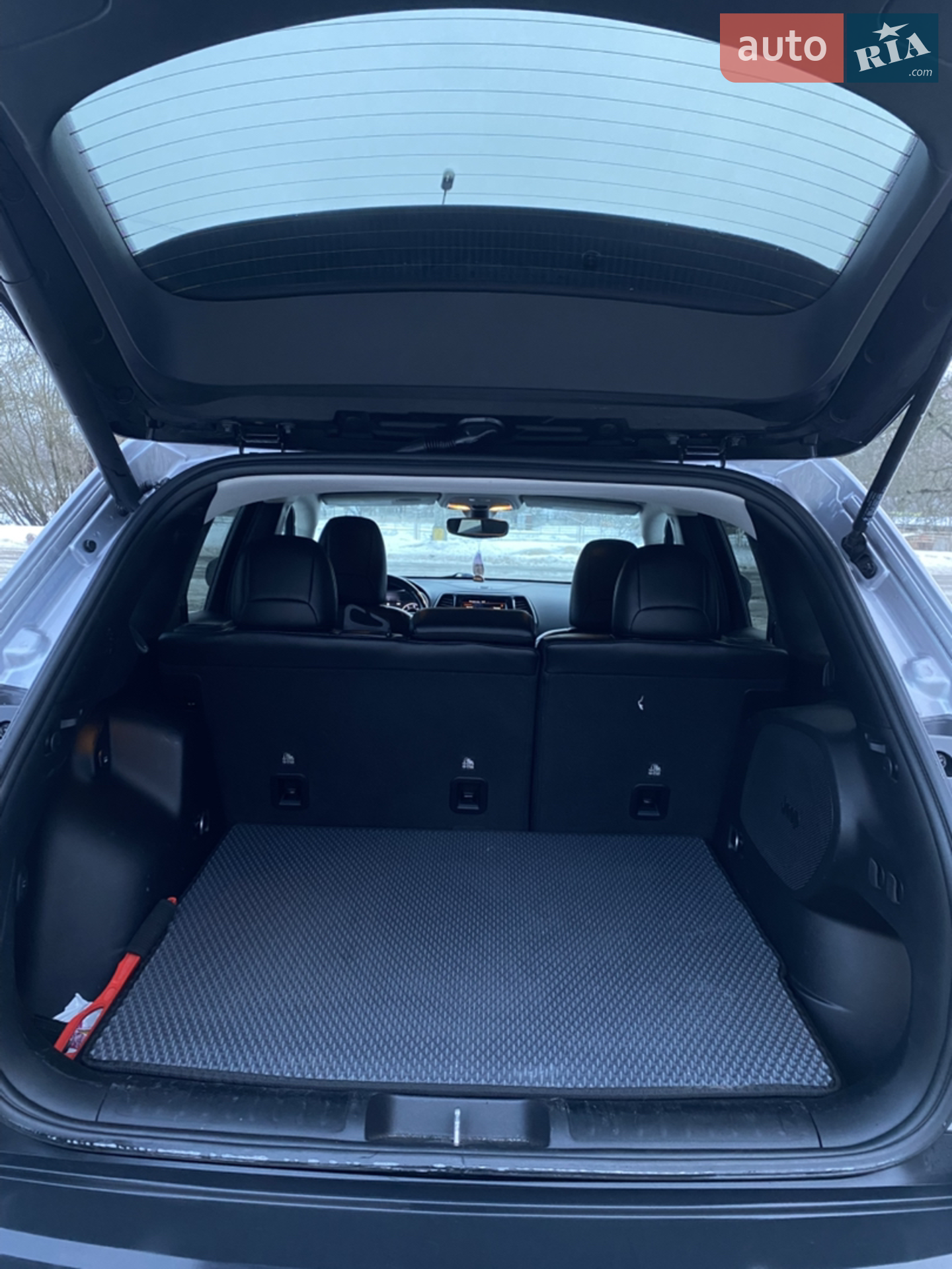 2020 Jeep Cherokee - мініатюра 7