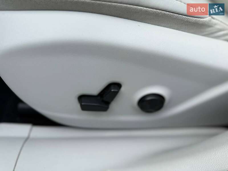 Внедорожник / Кроссовер Jeep Cherokee 2019 в Коломые фото 25 Внедорожник / Кроссовер Jeep Cherokee 2019 в Коломые