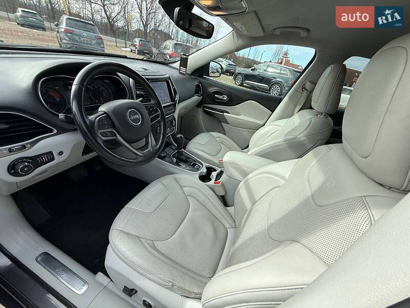 Внедорожник / Кроссовер Jeep Cherokee 2019 в Коломые фото 26 Внедорожник / Кроссовер Jeep Cherokee 2019 в Коломые