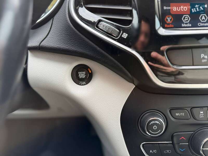 Внедорожник / Кроссовер Jeep Cherokee 2019 в Коломые фото 32 Внедорожник / Кроссовер Jeep Cherokee 2019 в Коломые