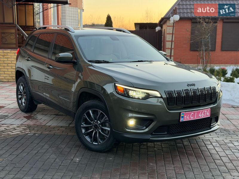 Внедорожник / Кроссовер Jeep Cherokee 2020 в Виннице
