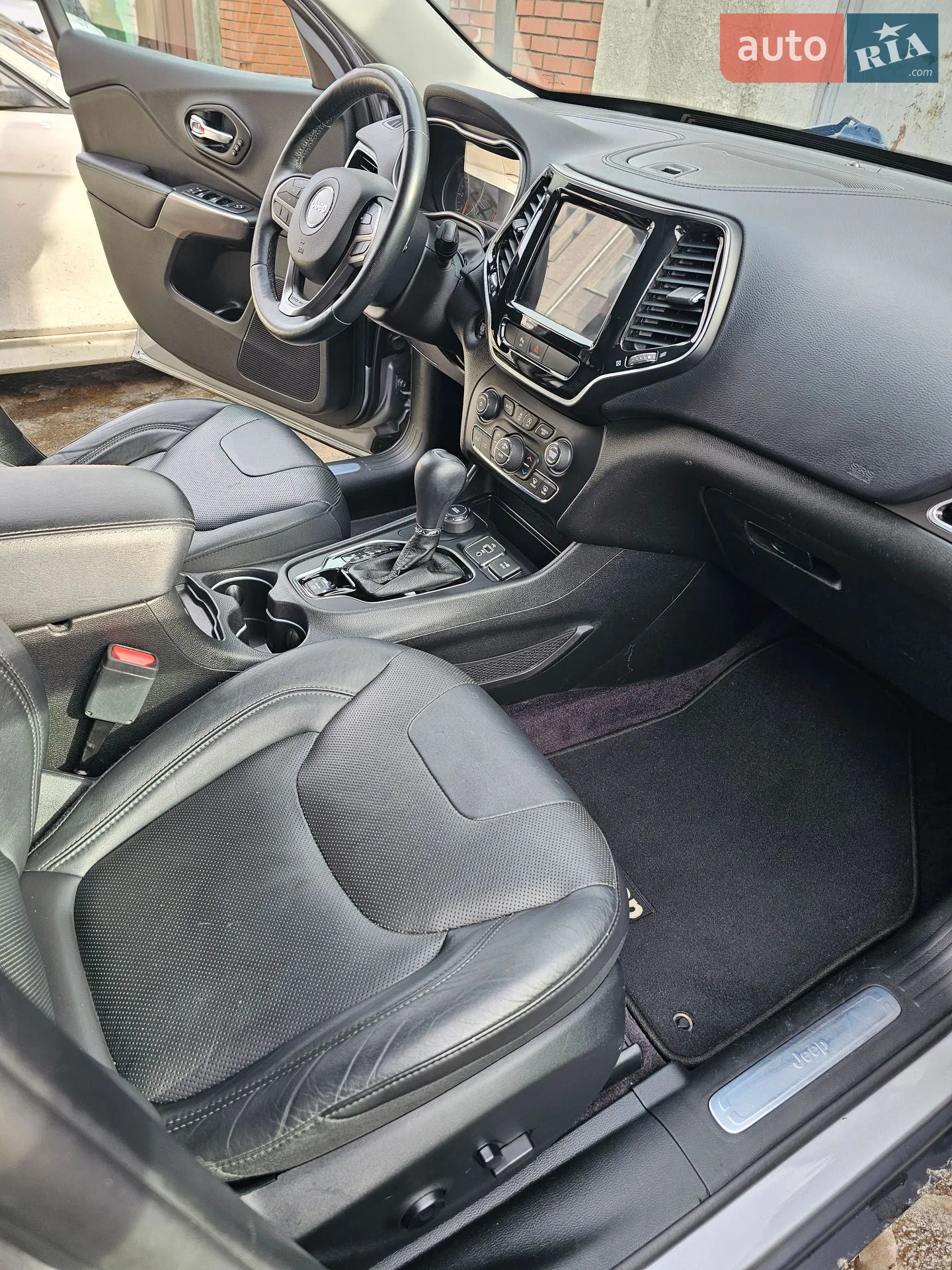 2018 Jeep Cherokee - мініатюра 10